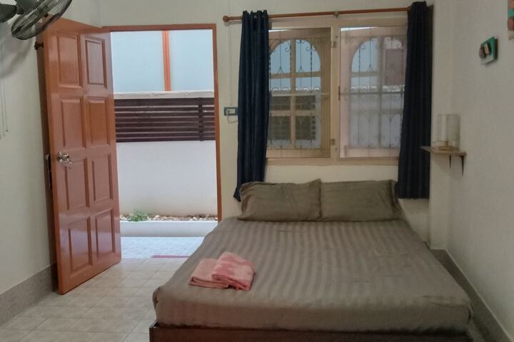 Room 35 of 61