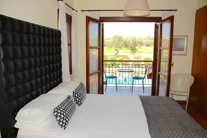 Room 8 of 29
