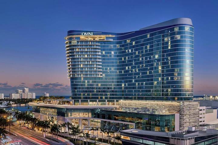 Photo of Omni Fort Lauderdale Hotel