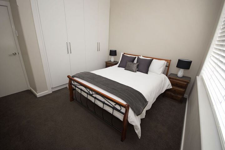 Room 2 of 23