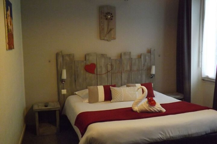 Room 21 of 74