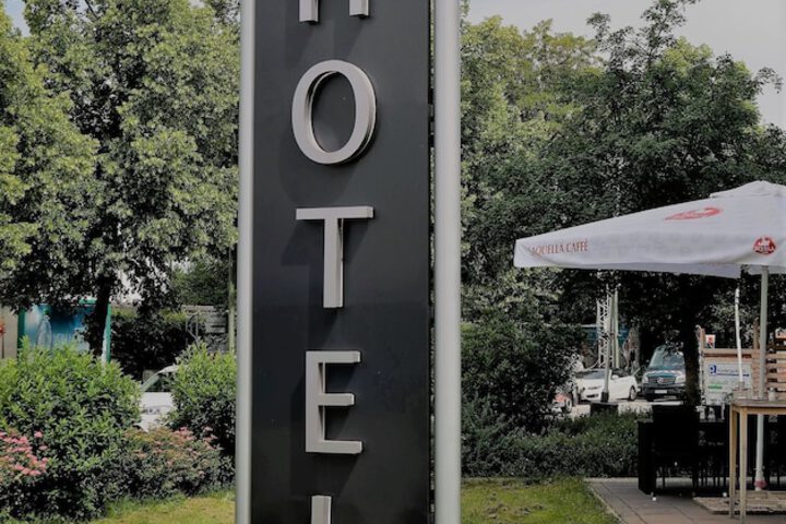 Hotel 40 of 41