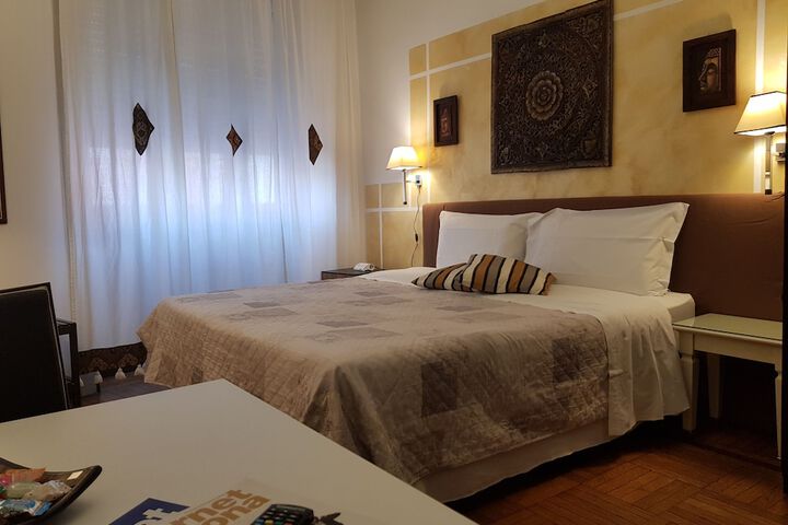 Room 5 of 23
