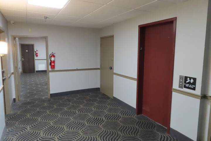 Ballroom/Hall 62 of 75