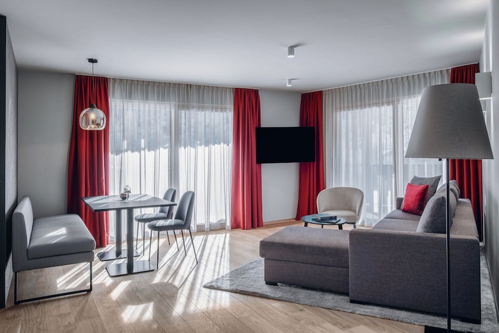 Room 20 of 105