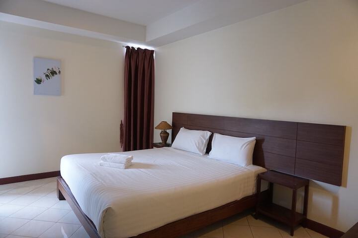 Room 15 of 46