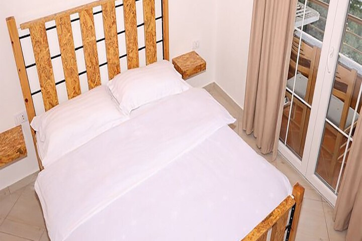 Room 9 of 56