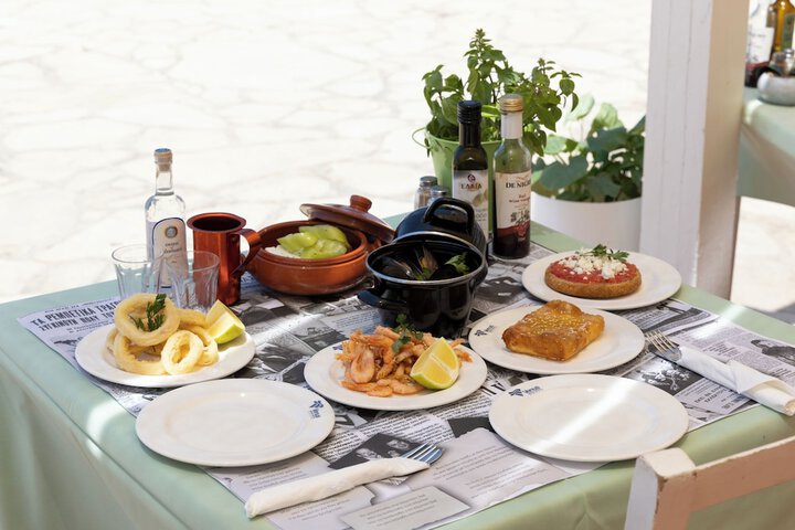 Dining 57 of 77