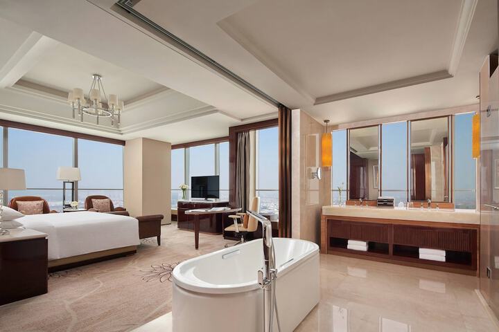 Room 14 of 62