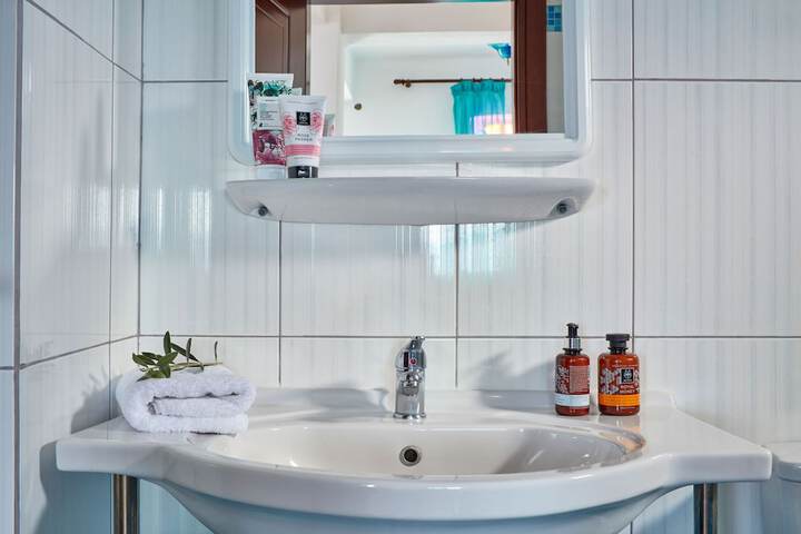 Room 65 of 116