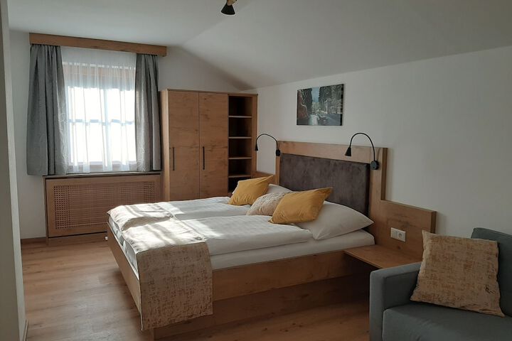 Room 19 of 96