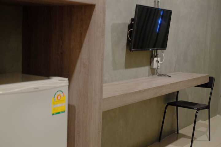Room 10 of 62