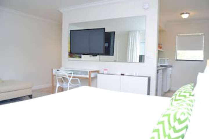 Room 34 of 120