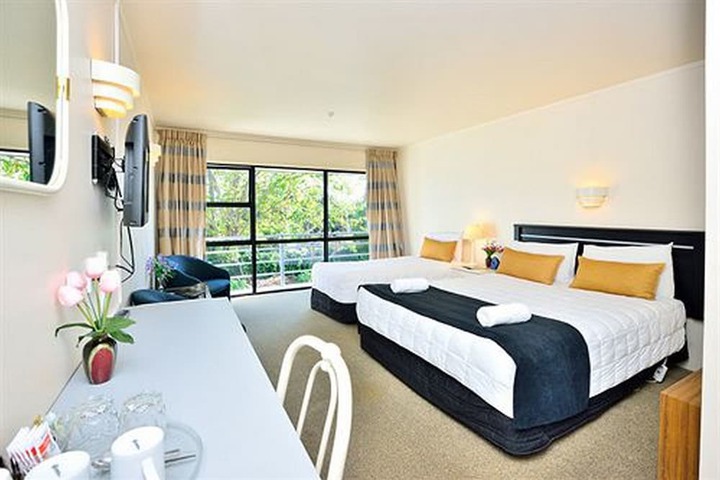 Room 5 of 39