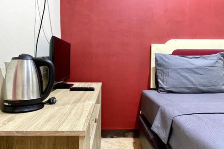 Room 25 of 53