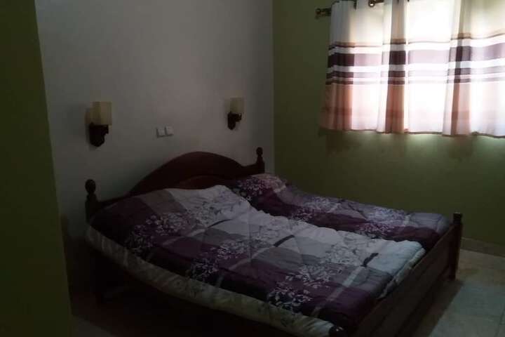 Room 6 of 15