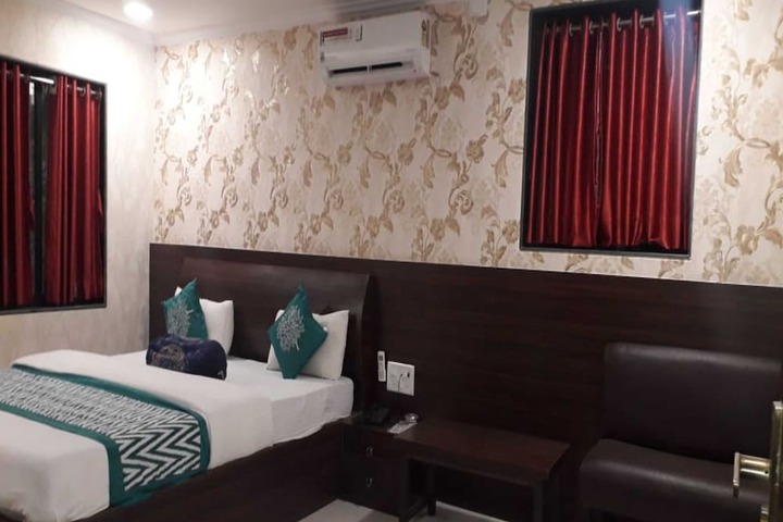 Room 17 of 41