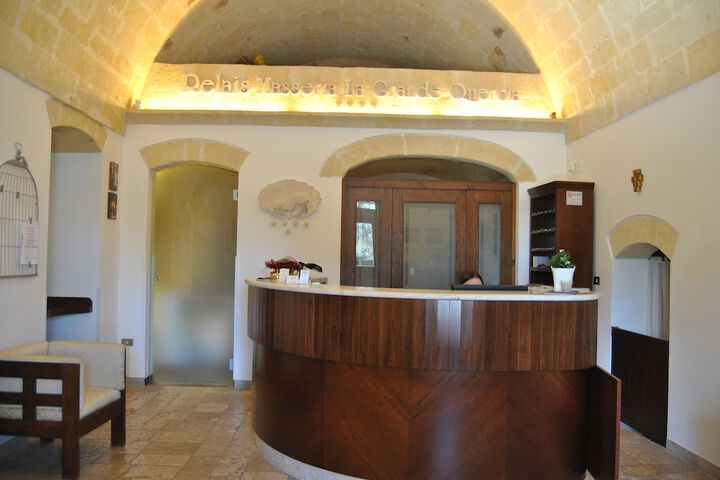 Hotel Interior 4 of 23