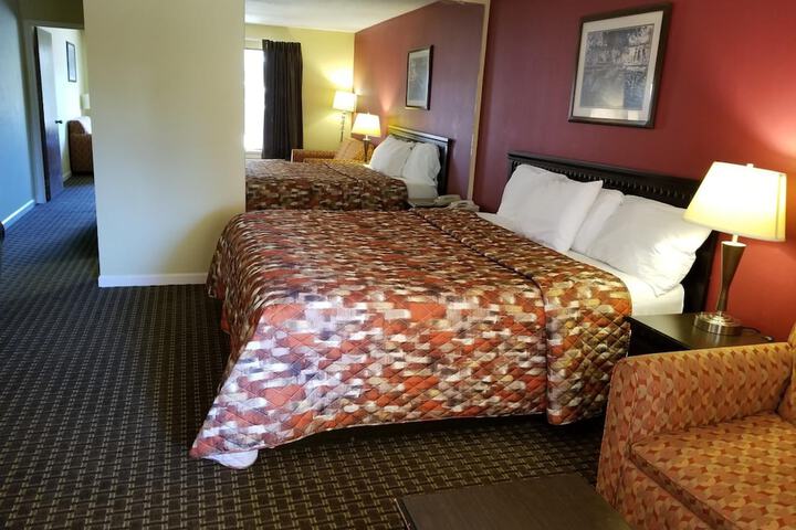 1 King Bed (23 of 23)