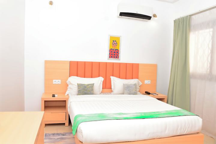 Room 54 of 74
