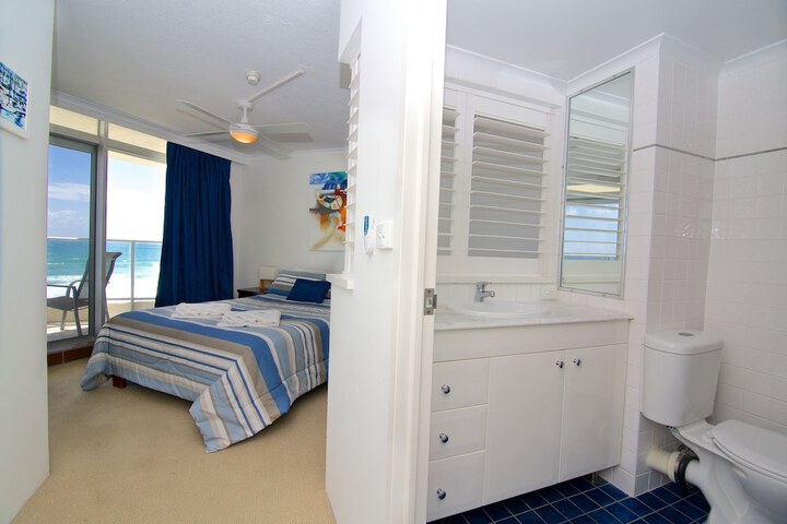 Room 2 of 54