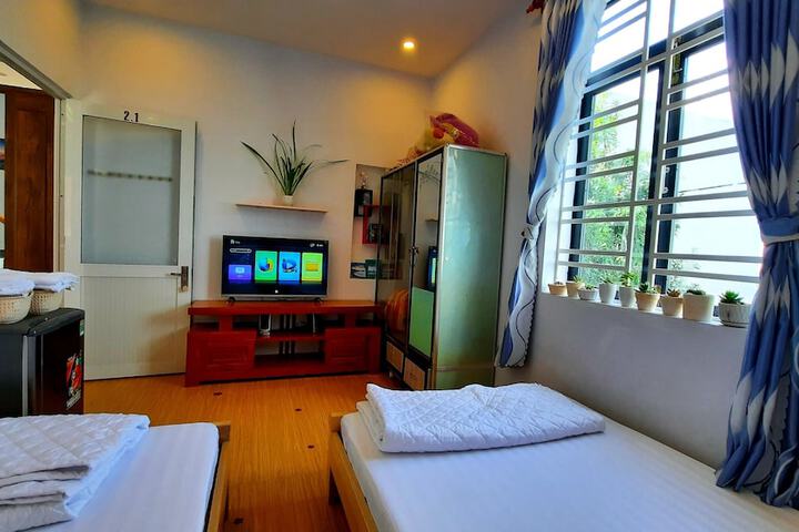 Room 21 of 73