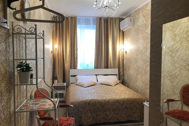HOTEL CROCUS STAR