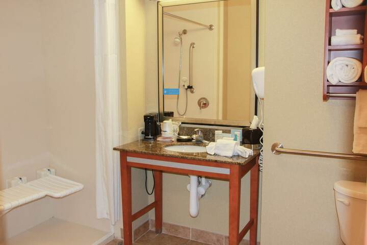 Bathroom shower