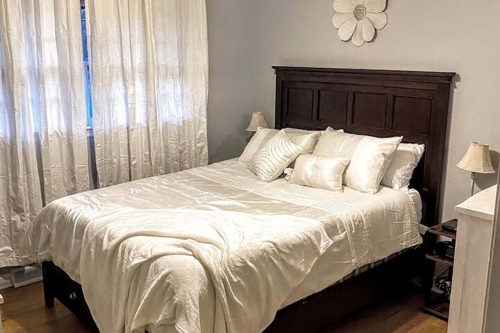 Room 10 of 150