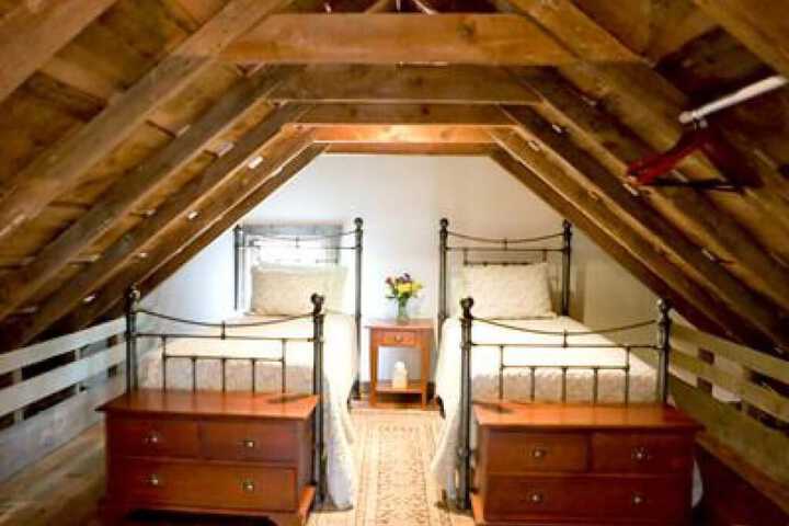 Room 25 of 156