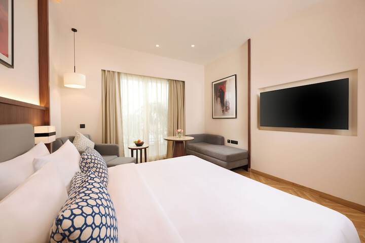Room 12 of 71