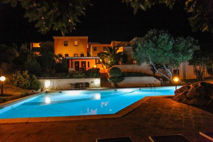 Hotel with Pool
