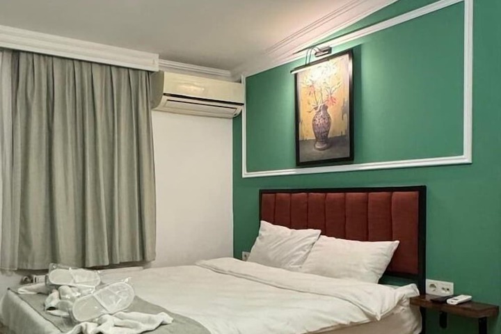 Room 22 of 25