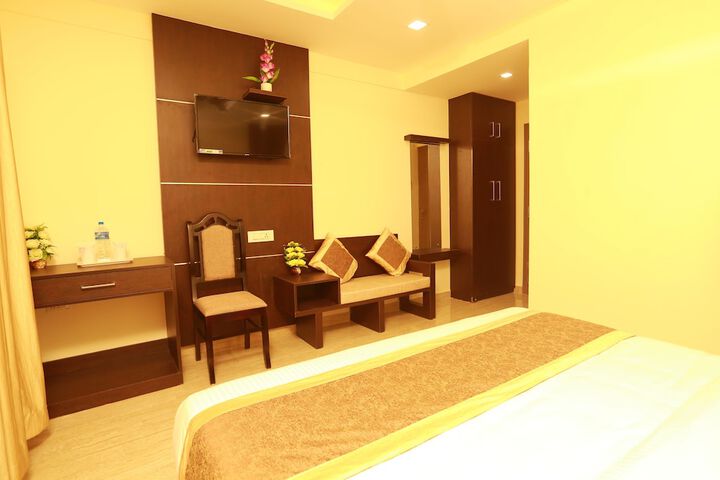 Room 16 of 43