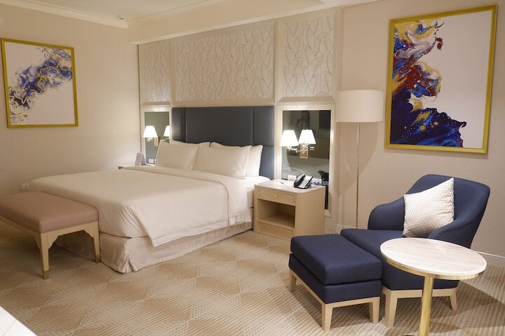 Room 20 of 42