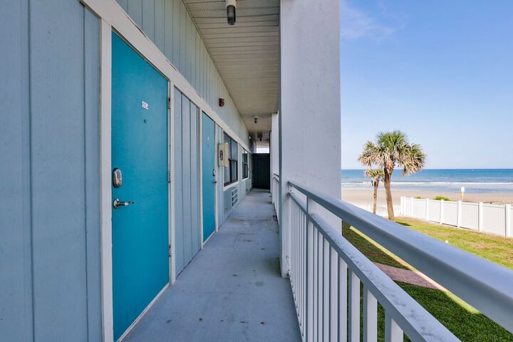 Beach/ocean view