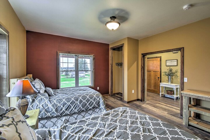 Room 2 of 44