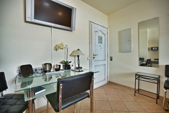 Room 20 of 43