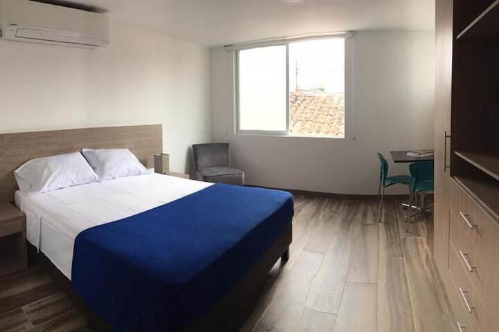 Room 2 of 53