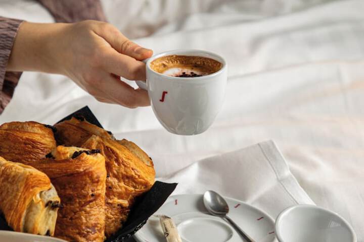 Breakfast/Coffee Service 39 of 63