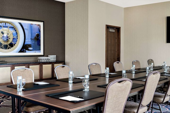 Meeting facility