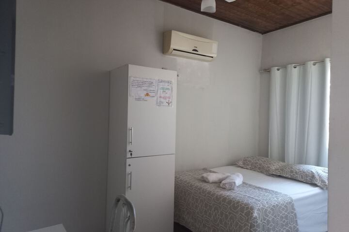 Room 3 of 6