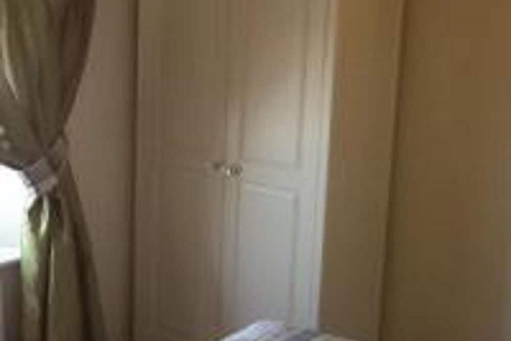 Room 8 of 31