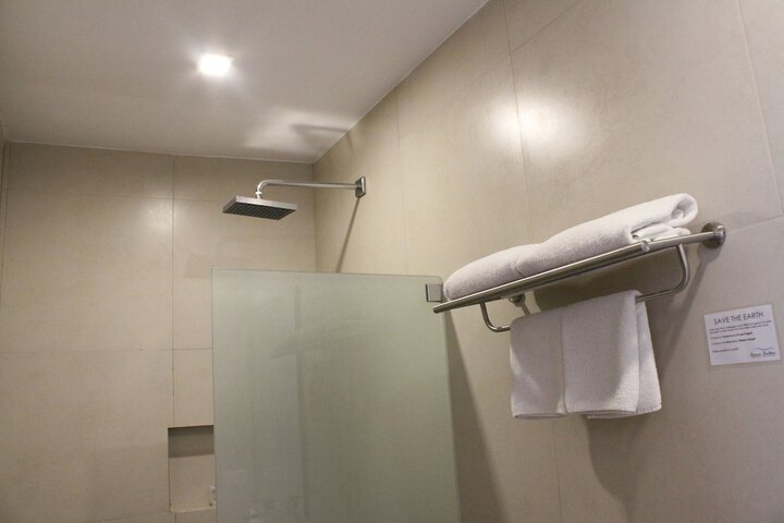 Room 66 of 159