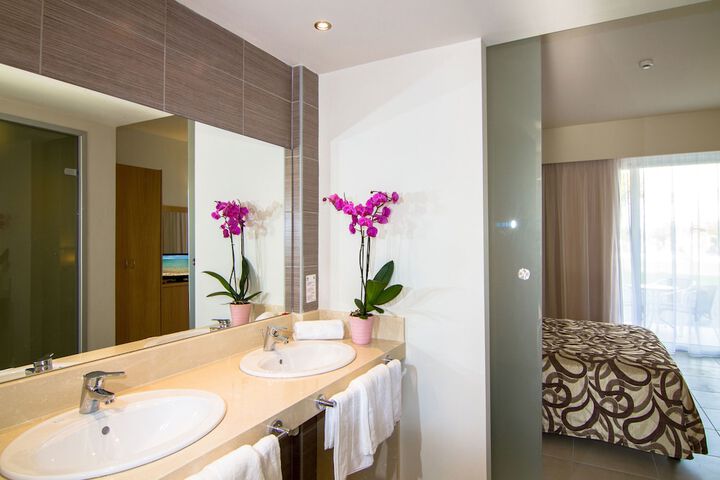 Room 20 of 56