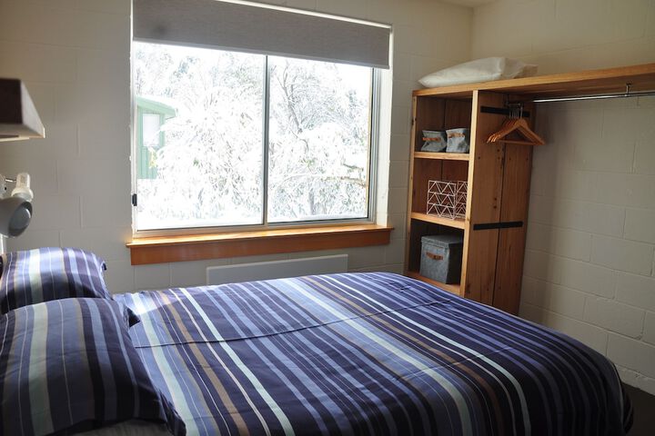 Room 3 of 44