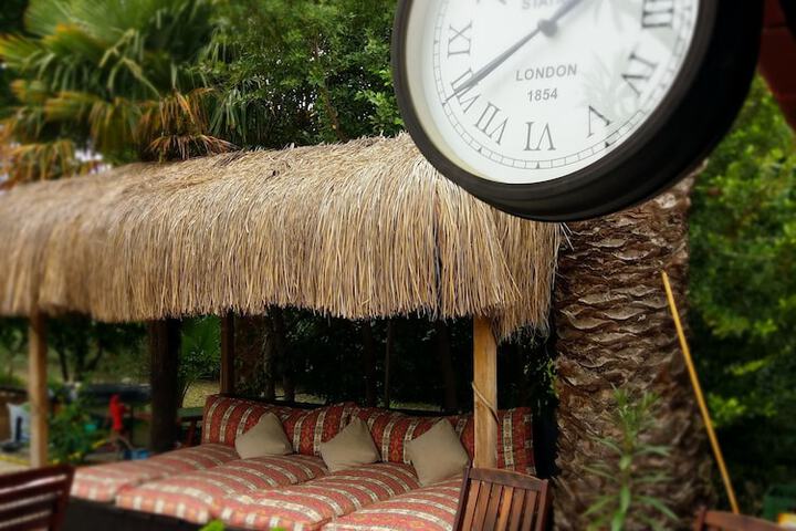 Hotel Exterior 56 of 58