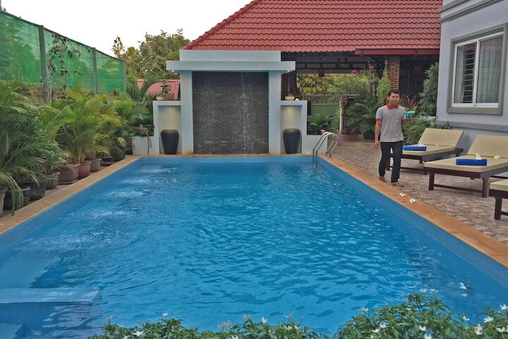 Pool 41 of 67