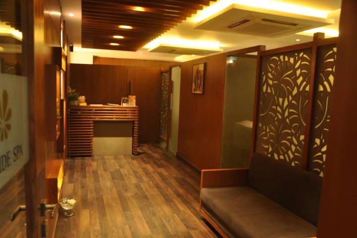 Hotel Interior 4 of 47
