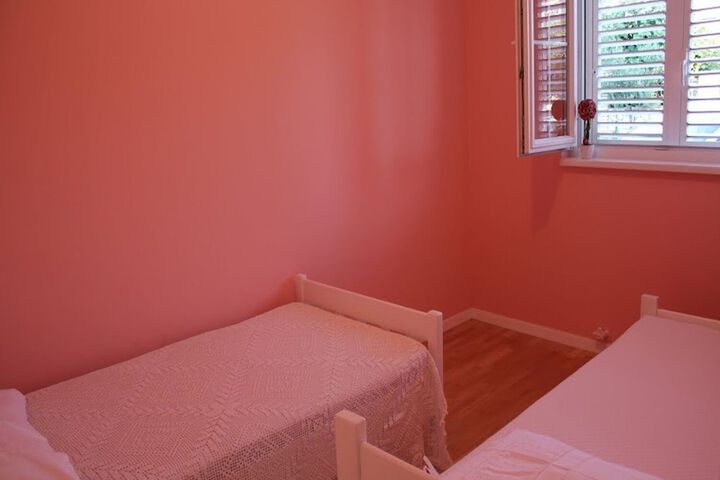 Room 3 of 12